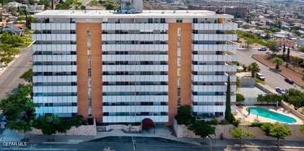 Building Photo - 1800 N Stanton St