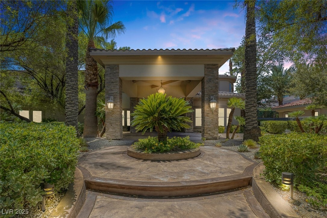 Primary Photo - 1545 Villa Rica Dr