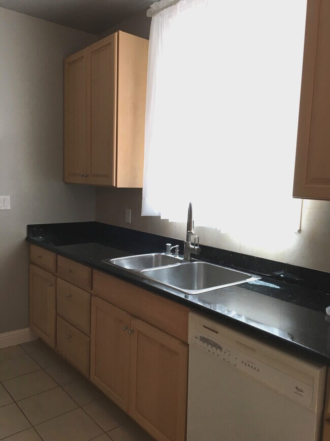Foto del edificio - 824 26th Ave