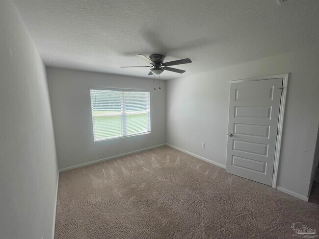 Building Photo - 10541 Queens Gate Cir