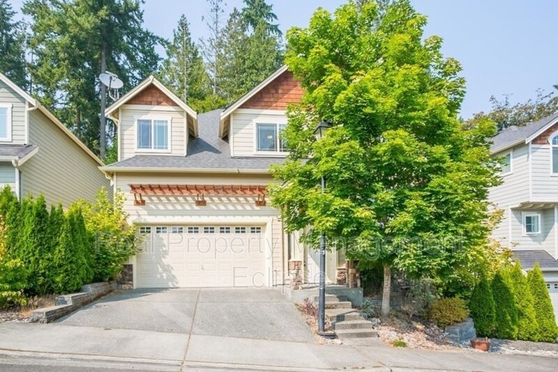 Foto principal - 13630 NE 203rd St