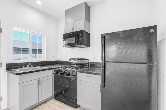 Foto del edificio - 9418 Compton Ave