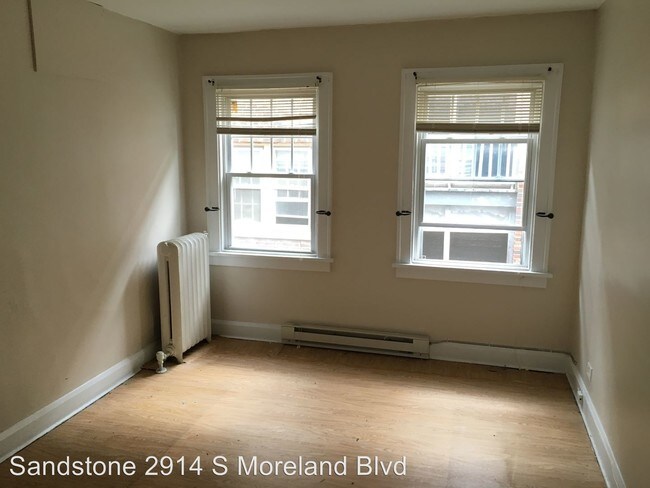 Building Photo - 2914 S Moreland Blvd