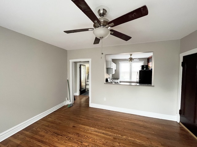 Building Photo - 4752 N Lotus Ave