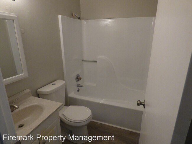 Building Photo - 2 br, 1 bath House - 1166 Meadowview Drive