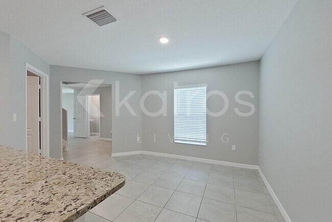Foto del edificio - 8502 Indian Laurel Ln