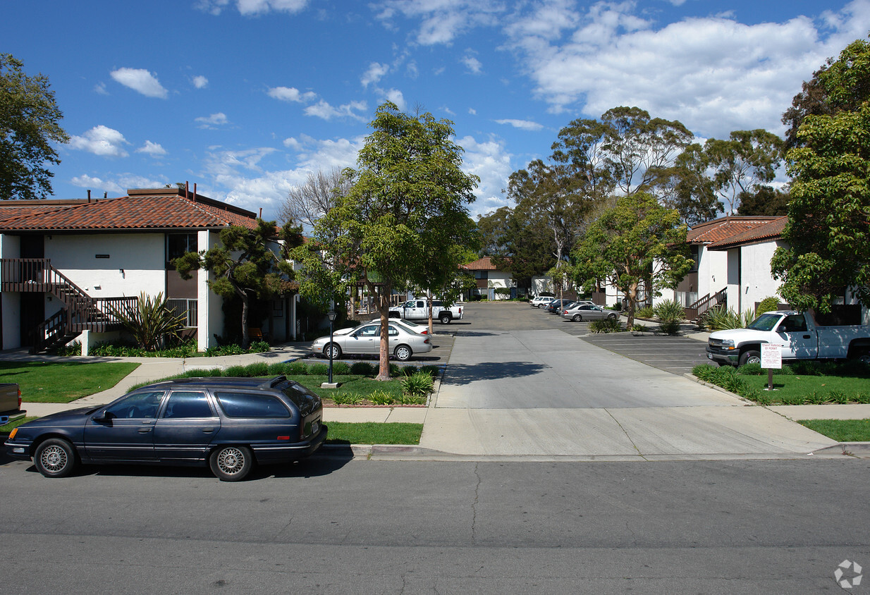 Primary Photo - Sesame Tree Apartments