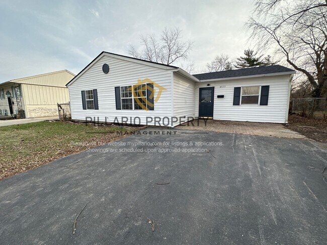 Building Photo - Renovated 3 Bedroom 1 Bathroom  available  near Lawrence !
