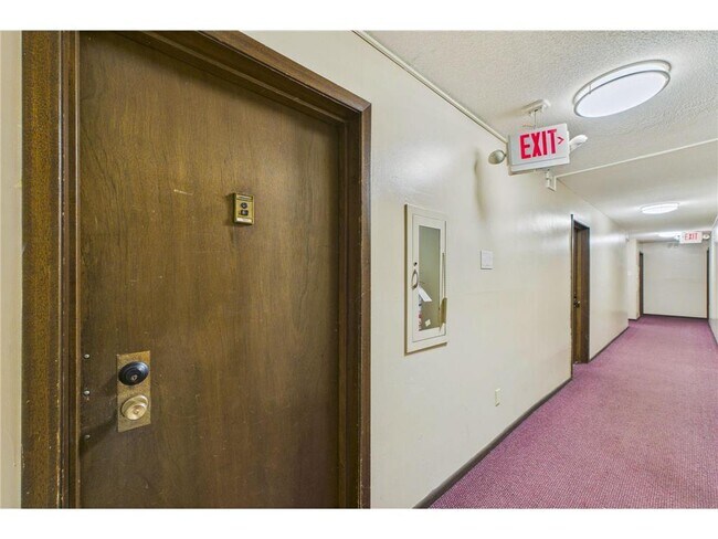 Foto del edificio - 2630 Pleasant Ave