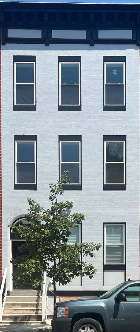 Building Photo - 615 N Calhoun St