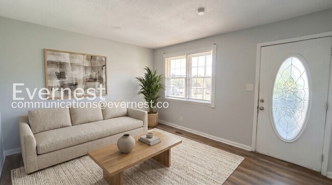 Building Photo - 404 Dabney Dr