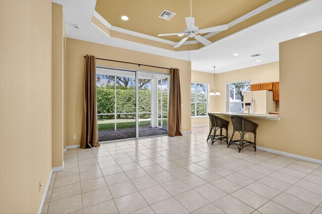 Building Photo - 8650 High Cay