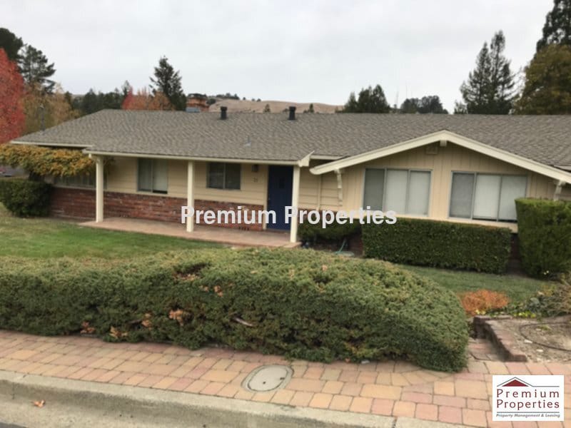 21 Carisbrook Dr, Orinda, CA 94563 House Rental in Orinda, CA