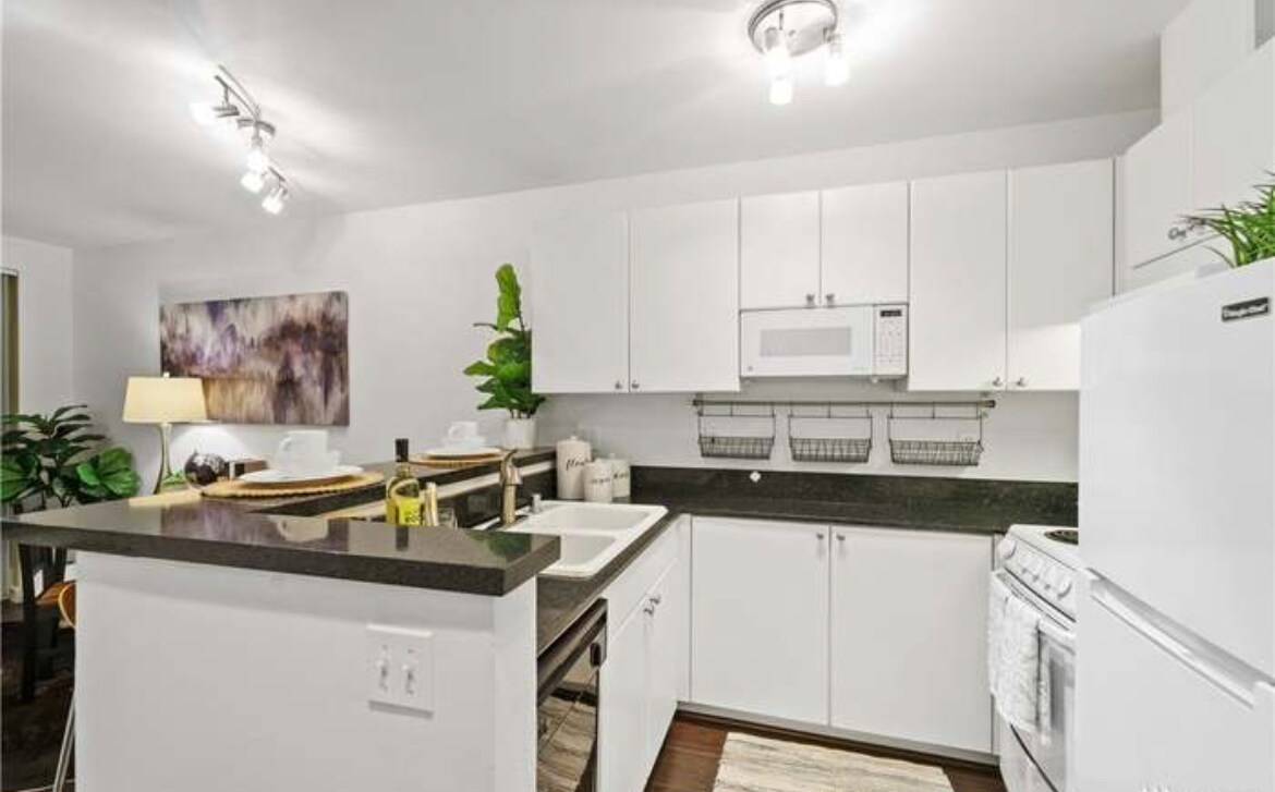 Foto principal - 1323 Boren Ave