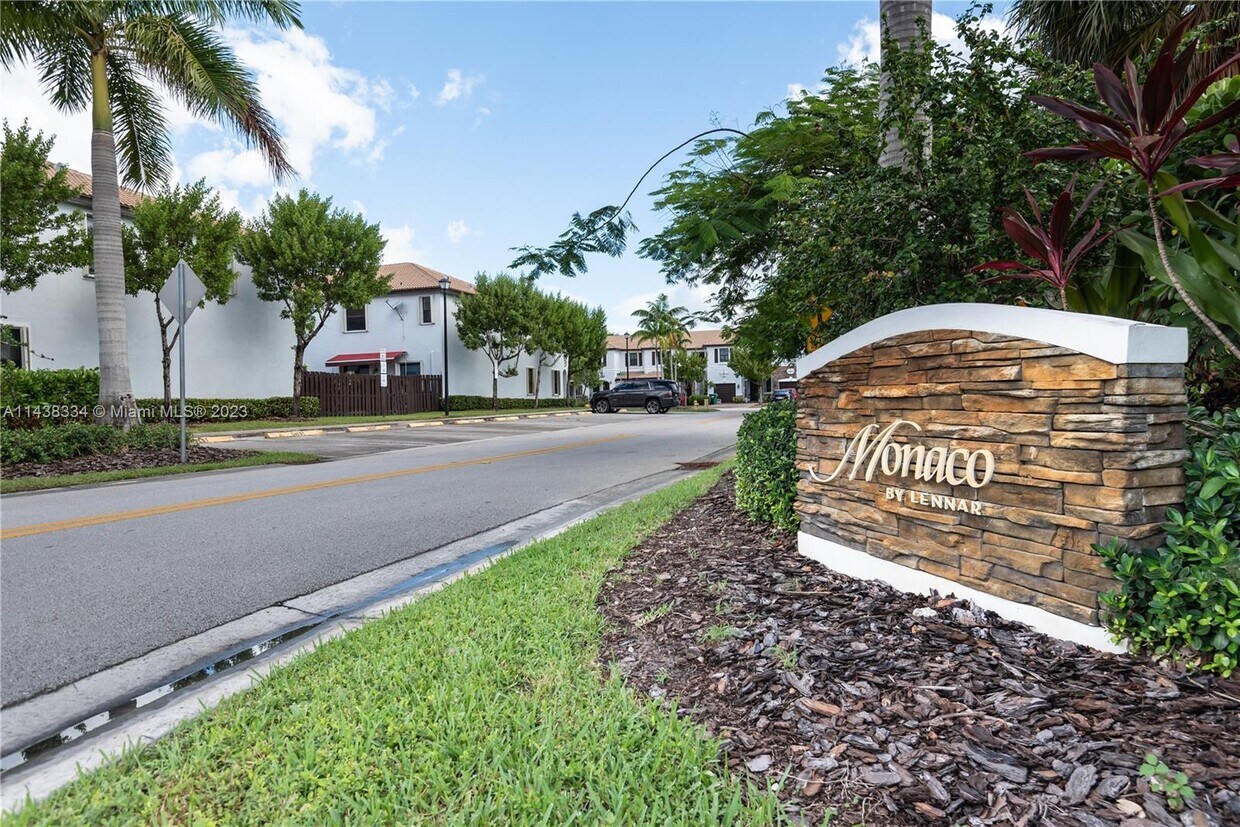 Foto principal - 11274 NW 88th Terrace