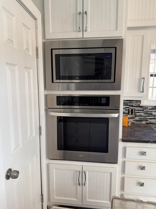 Building Photo - 4315 59th St