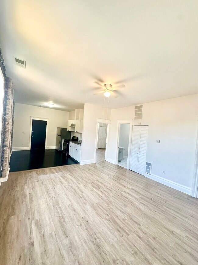 Foto del edificio - 2238 S Homan Ave
