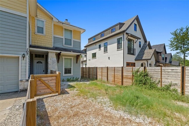 Building Photo - 107 Nelray Blvd