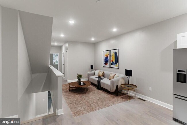 Foto del edificio - 667 N 39th St