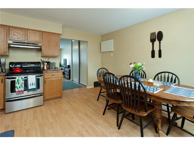 Foto del edificio - 831 Weeks Ave SE