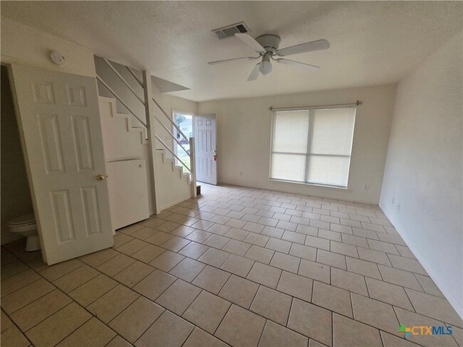 Building Photo - 3409 Victoria Cir