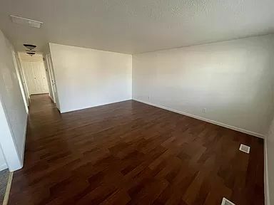 Building Photo - 2856 Manchester Pl