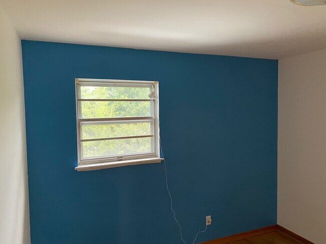 Foto del edificio - 2704 6th St NW