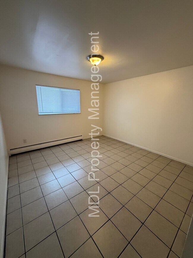 Foto del edificio - 2129 Weiss St