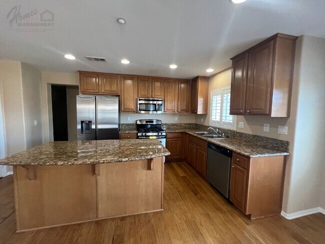 Building Photo - 1322 Isabella Way