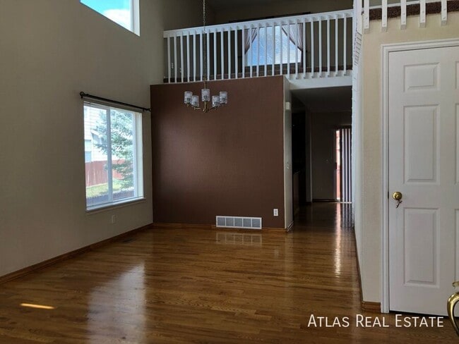 Building Photo - 1316 S Alton Ct