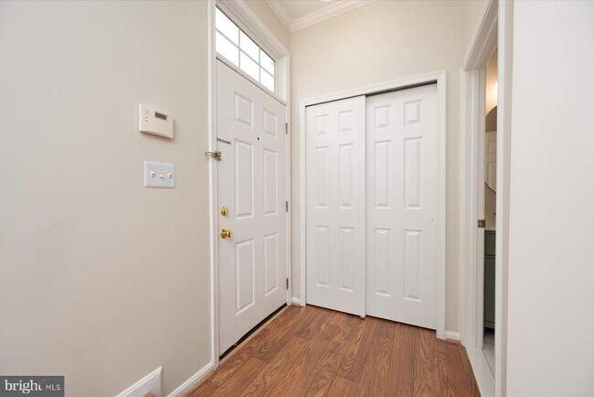 Foto del edificio - 77 Harbour Heights Dr