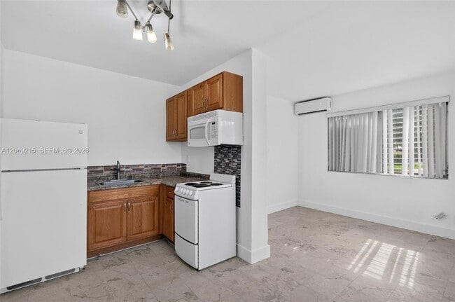 Foto del edificio - 3205 NW 3rd St