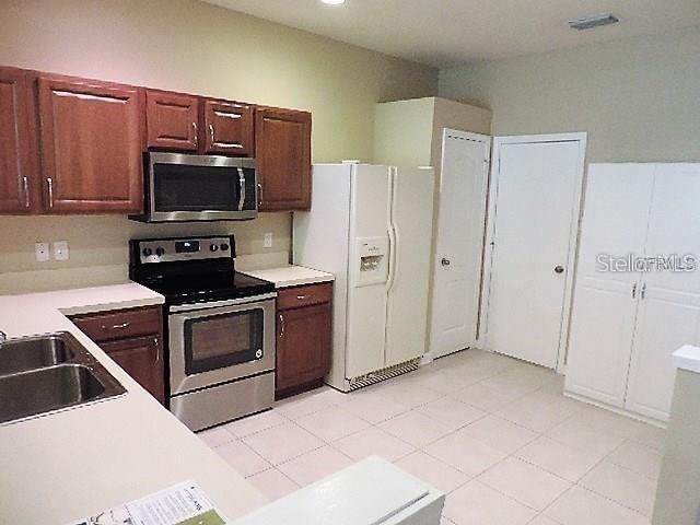 Foto del edificio - 7151 83rd Dr E