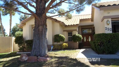Building Photo - 252 Paseo Del Lago Cir