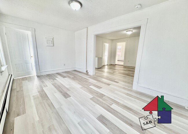 Photo - 94 Malletts Bay Ave Apartment