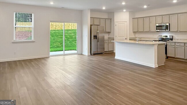 Building Photo - 104 Red Maple Wy