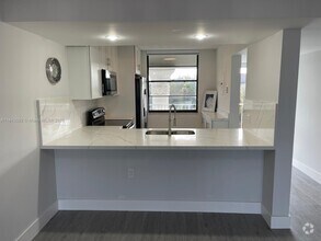 Building Photo - 1508 Whitehall Dr