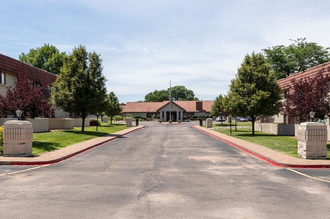 Interior Photo - Aragon Apartments