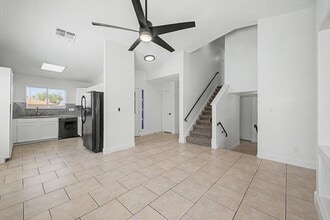Building Photo - 3637 W Angela Dr