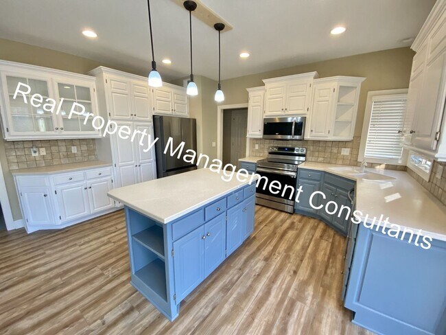 Foto del edificio - 4 Bedroom In Blue Valley School District