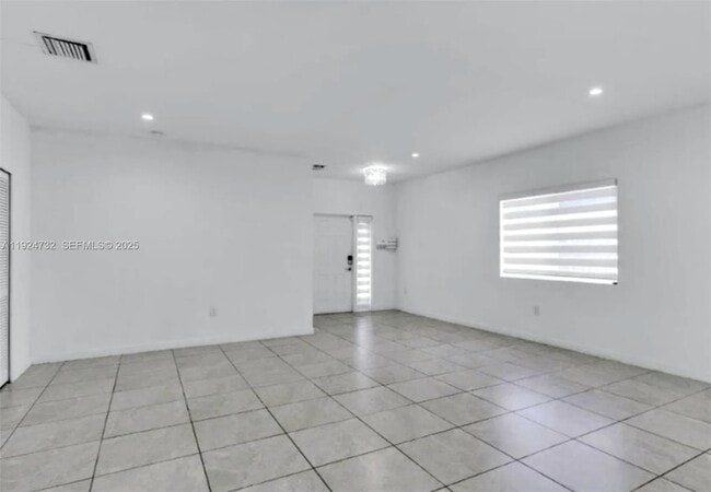 Foto del edificio - 23061 SW 124th Ave