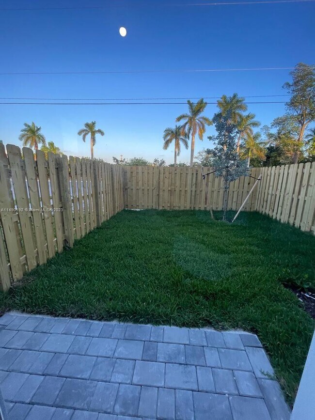 Foto del edificio - 29111 SW 165th Ave