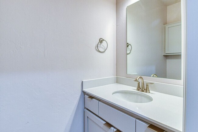 Building Photo - Brand New Construction! Lawn care included!