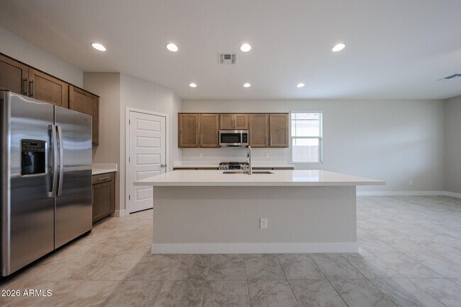 Foto del edificio - 26122 N 170th Ave