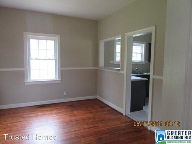 Building Photo - 3 br, 1 bath House - 4107 Brecon Circle