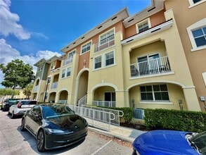 Building Photo - 10870 NW 88th Terrace