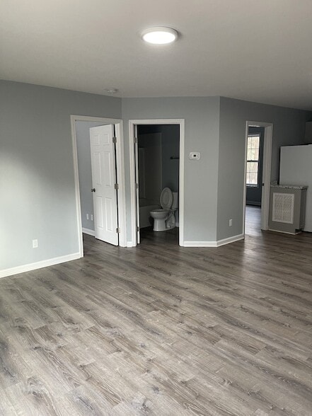 Building Photo - 263 Bayless St