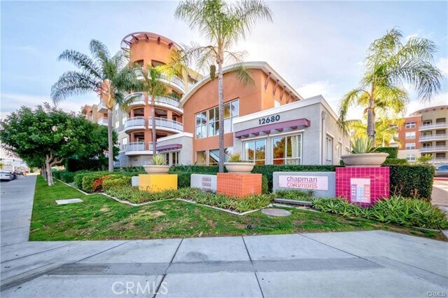 Primary Photo - 12688 Chapman Ave