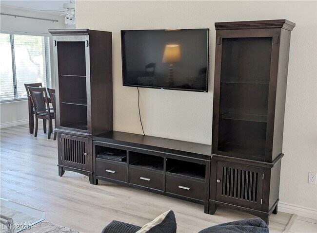 Foto del edificio - 2509 Cog Hill Ln