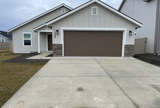 Building Photo - 11526 Julian Ct